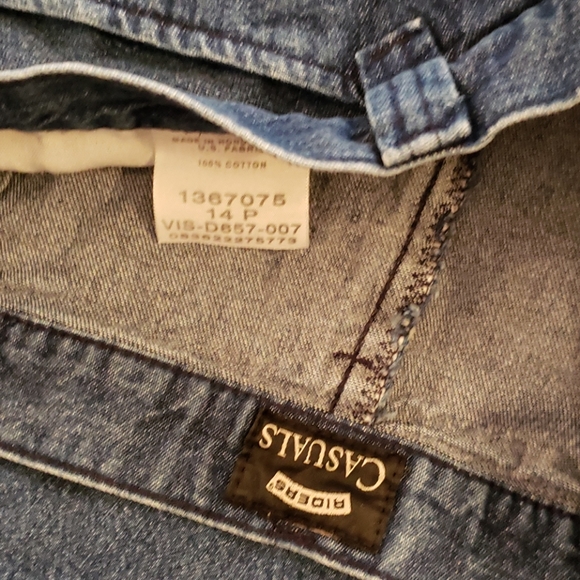 Lee casuals - Picture 3 of 3